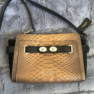 Coach crossbody purse